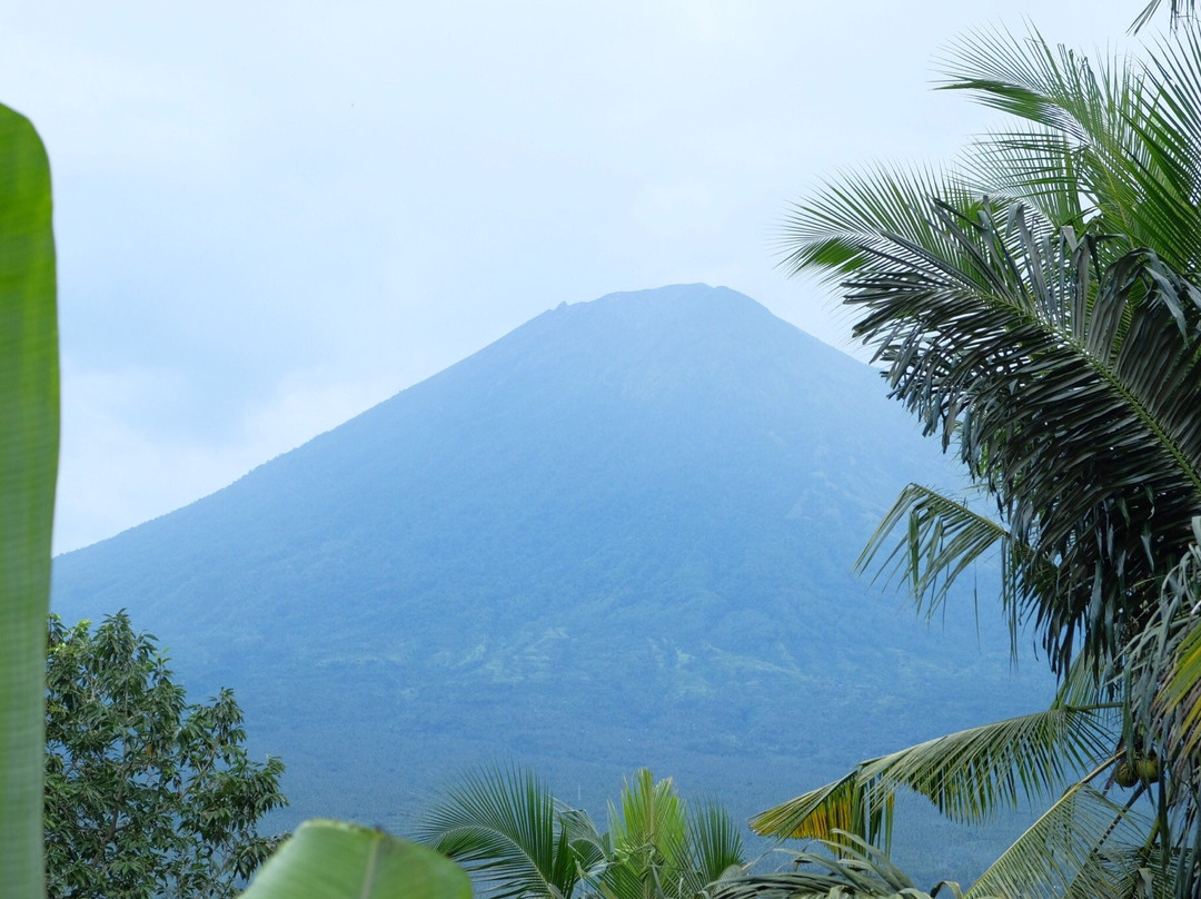 Pura Penataran Agung Rinjani-Senaru必去景点