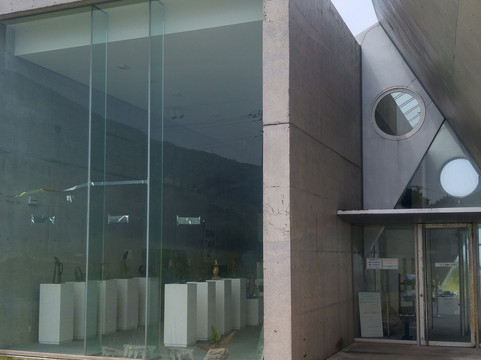 Niijima Glass Art Center-新岛村必去景点