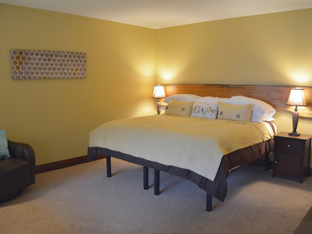 Comforts of Whidbey Winery and B&B景点图片