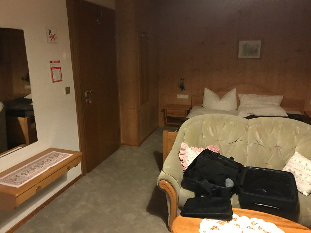 约翰娜旅馆