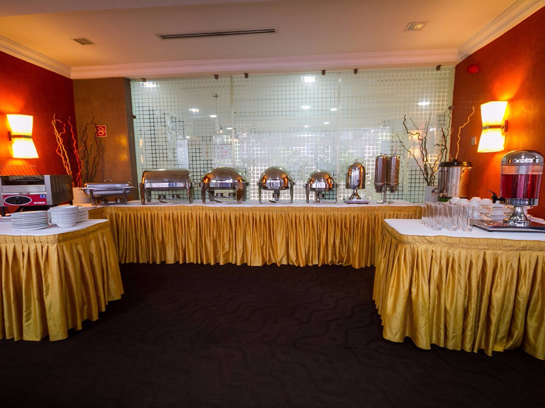 GolfView Suites & Conference Center主图