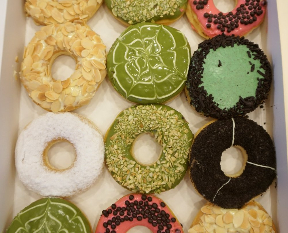 J.CO Donuts & Coffee