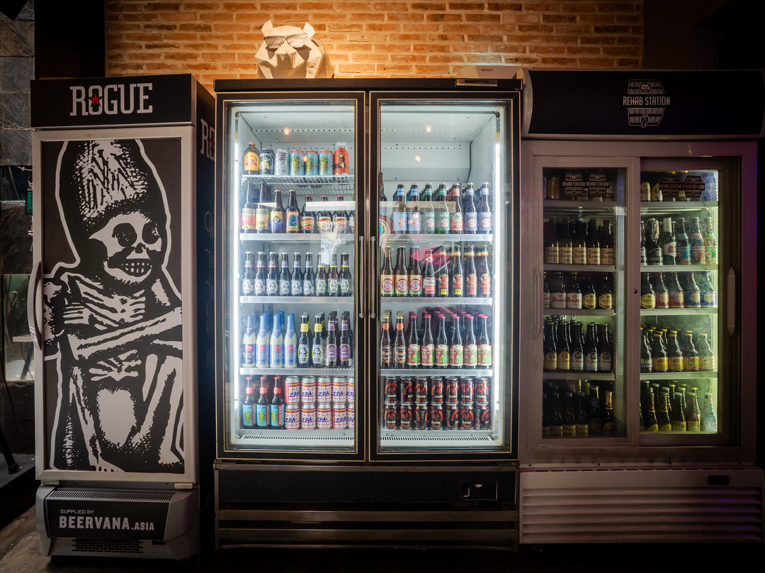 Rehab Station - Social Dining