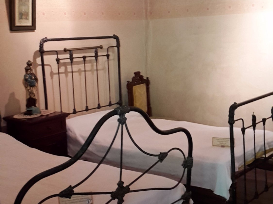 Casa Escuela Gabriela Mistral-Monte Grande必去景点