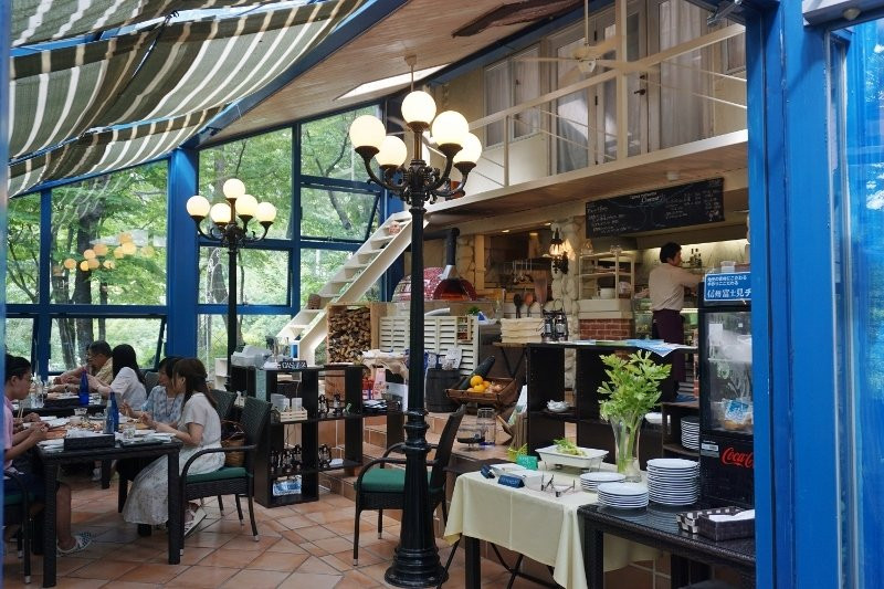 信州富士見チーズ工房直営 テラスレストラン チェスナット