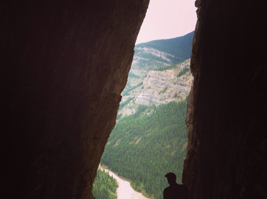 Canyon Creek Ice Cave景点图片