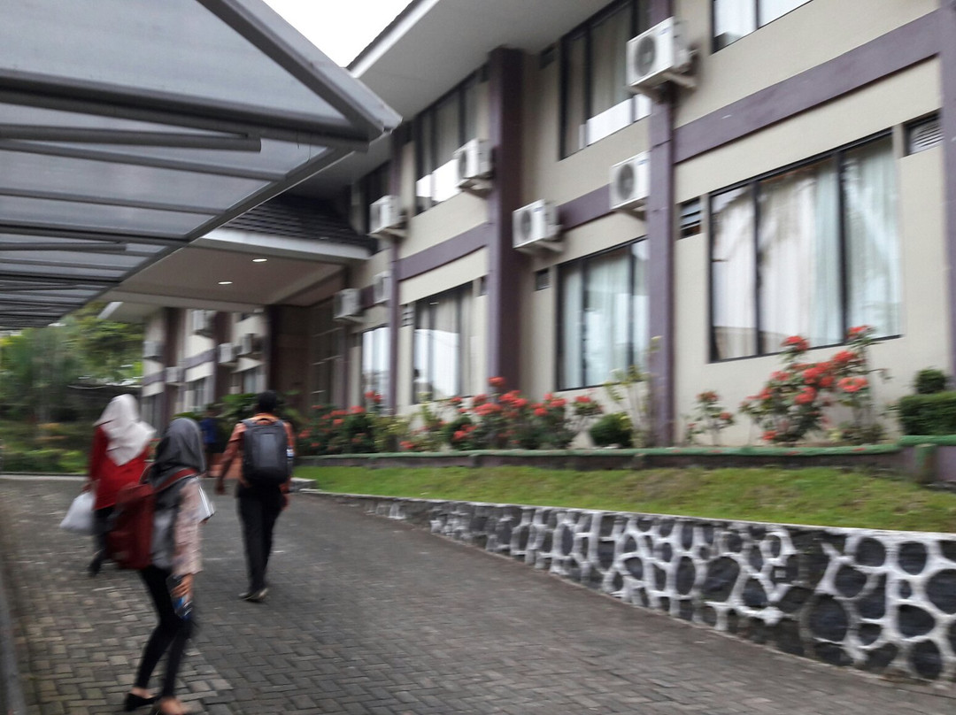 Grand Pesona Hotel & Resort主图