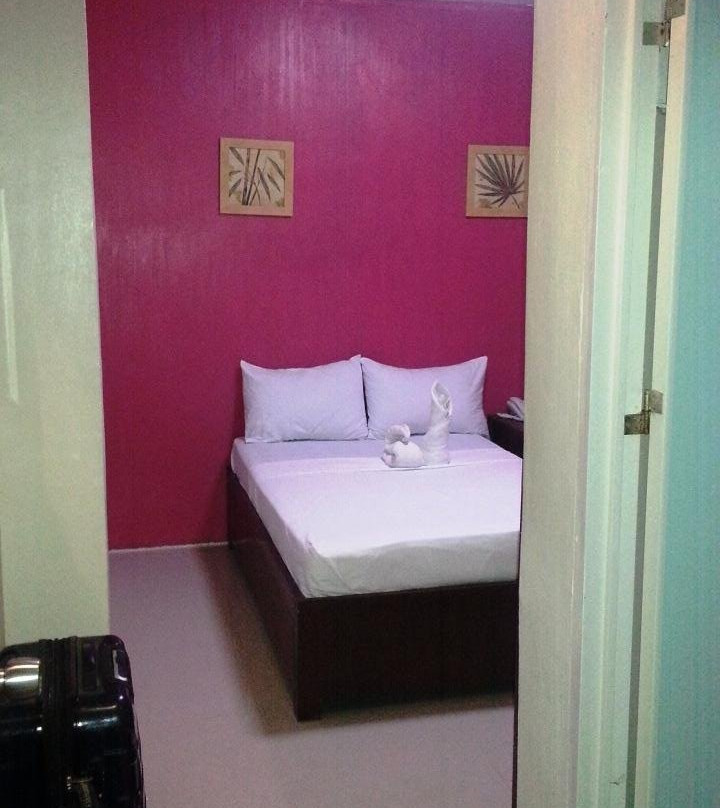 Wallabies Hotel Roxas City主图