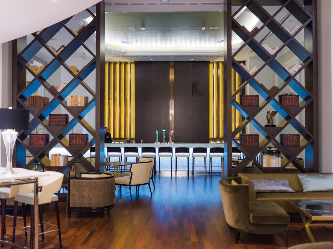 Pavilion Lounge