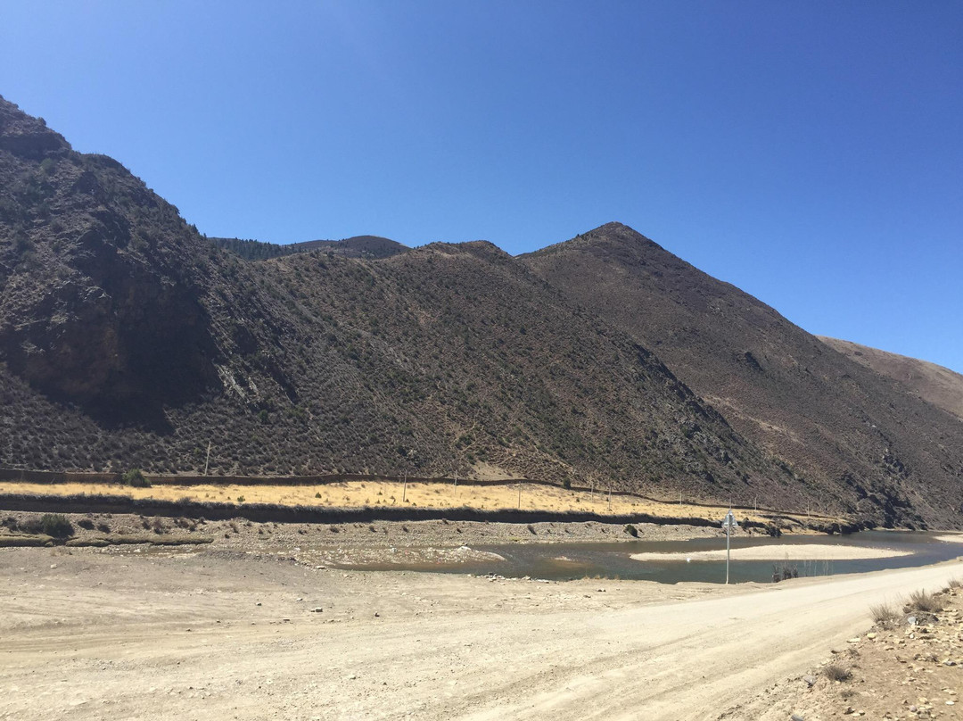 怒江山-八宿县必去景点