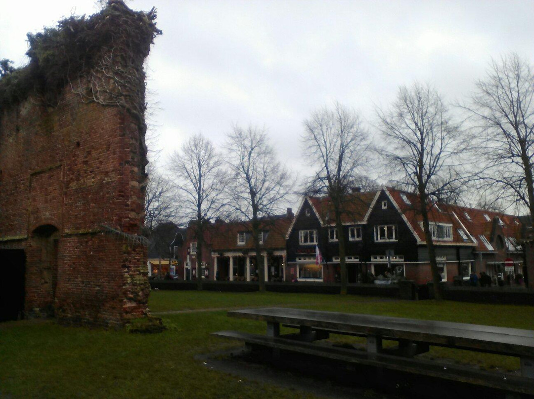 Het Huis Met De Pilaren