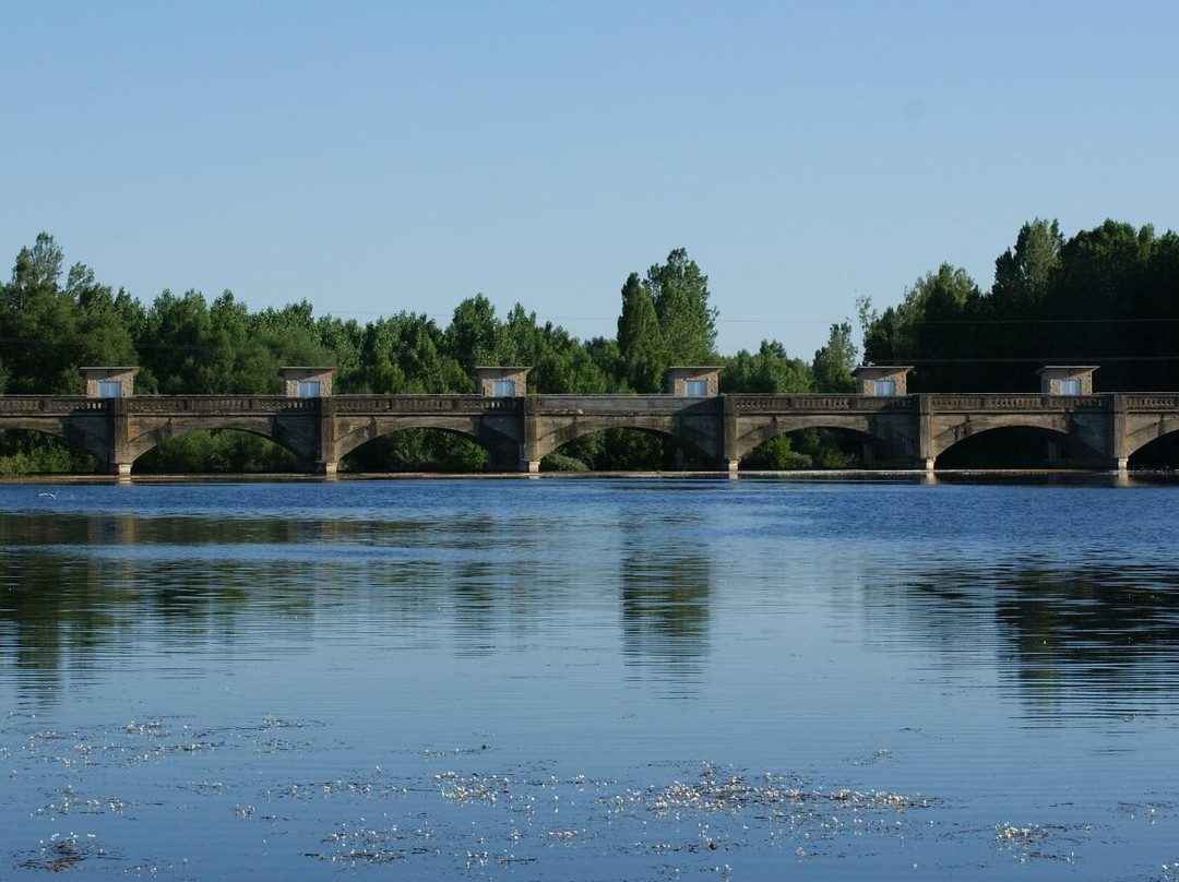 Hostal Salones Victoria主图