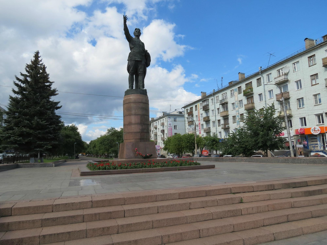 Sergey Mironovich Kirov Monument-基洛夫必去景点
