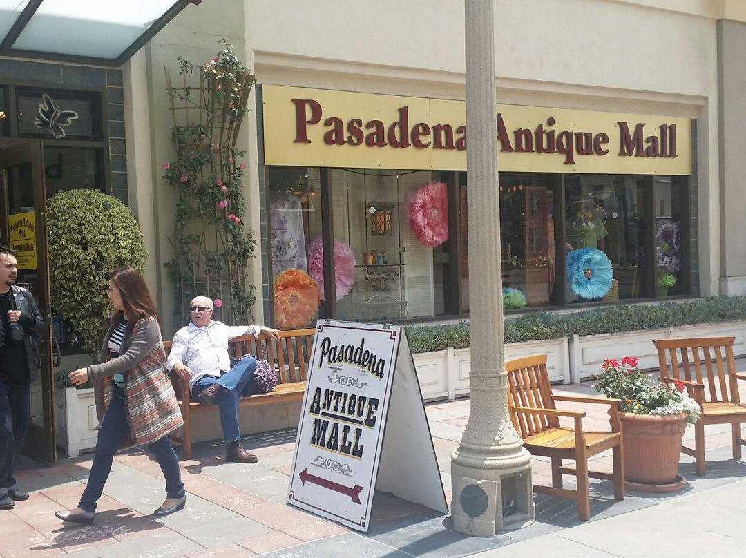 Pasadena Antique Mall景点图片