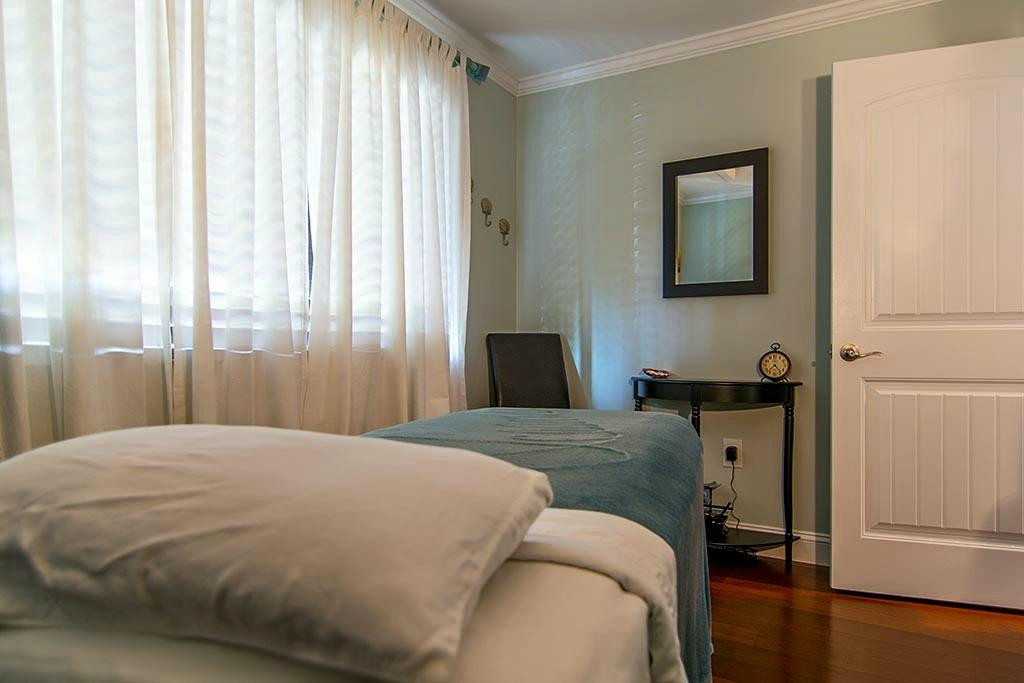 Oceans Massage and Skin Care景点图片