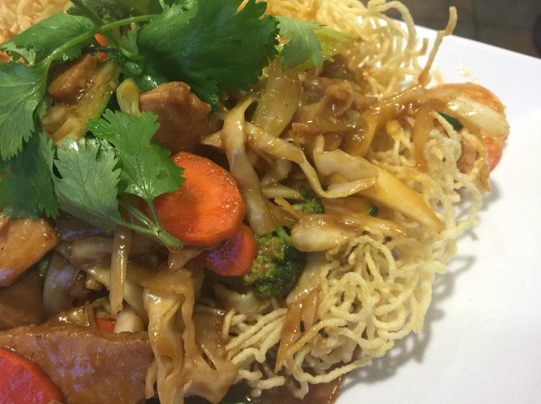 Loves Park餐馆和美食-Pho Square