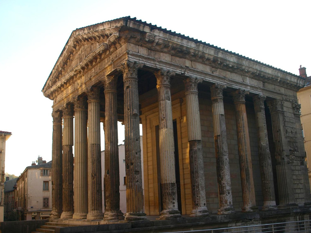 Temple d'Auguste et de Livie景点图片