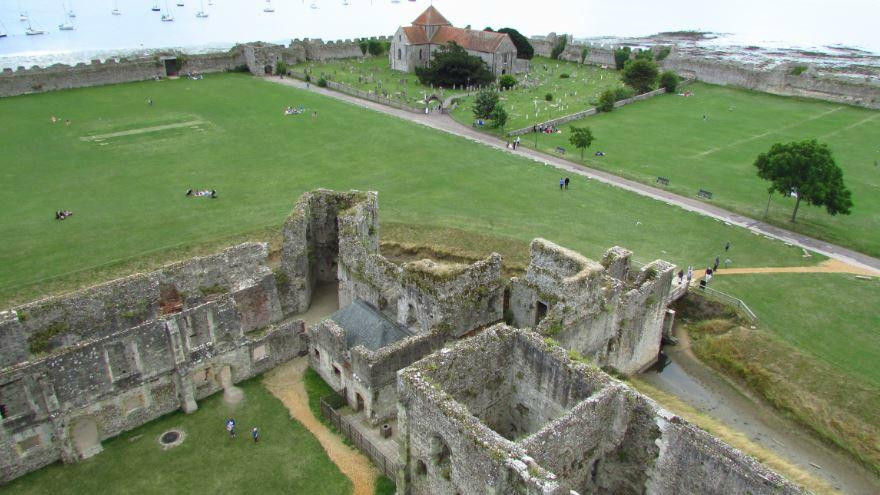 Portchester旅游景点-Portchester Castle