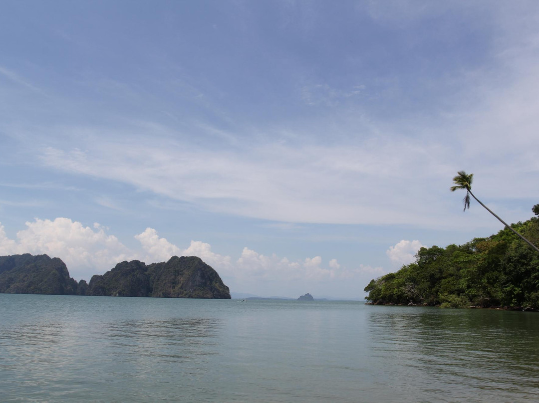 Koh Phee & Koh Talabeng - Day Trip by Talabeng Sea Kayaking-兰塔岛必去景点