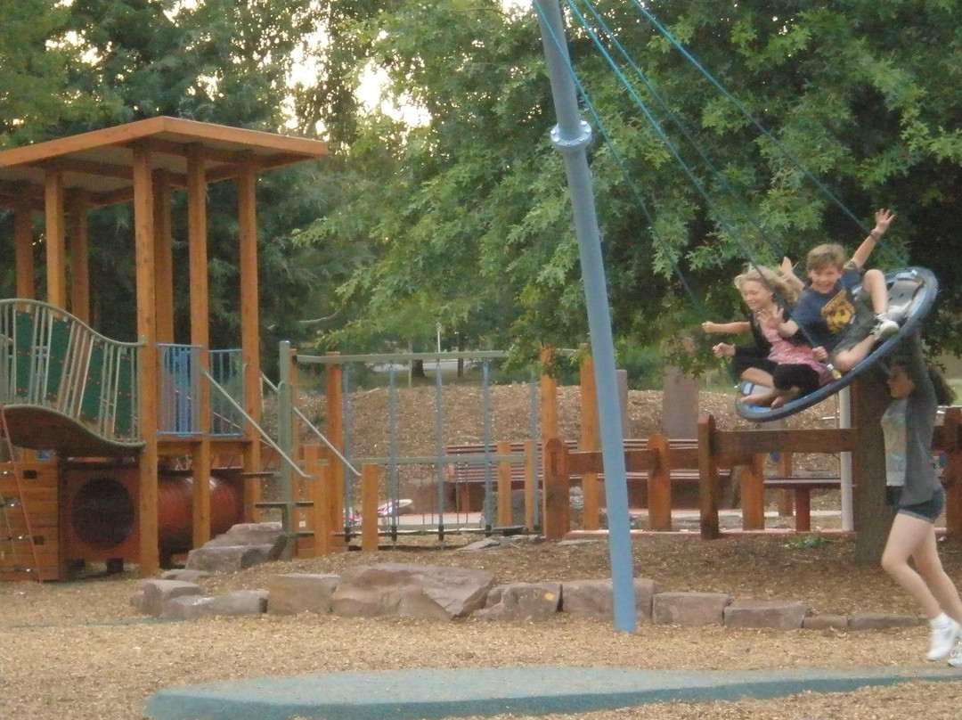 Yarra Glen Adventure Playground, McKenzie Reserve-亚拉格林必去景点