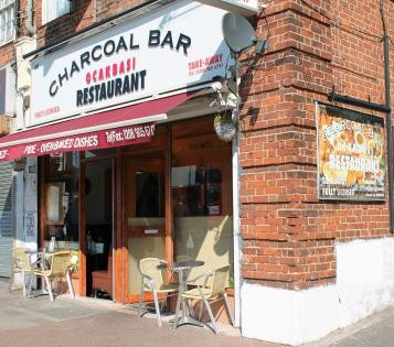 埃奇韦尔餐馆和美食-Charcoal Bar Restaurant