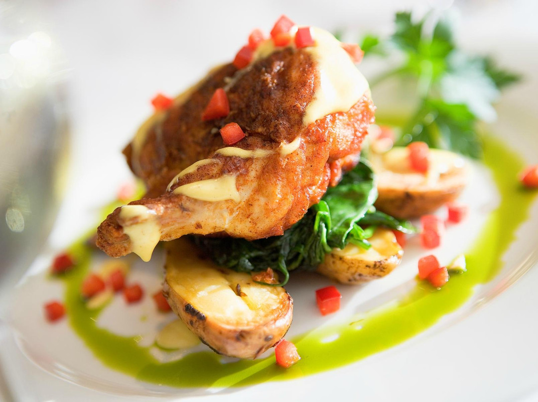 Woods Cafe - Bar - Restaurant