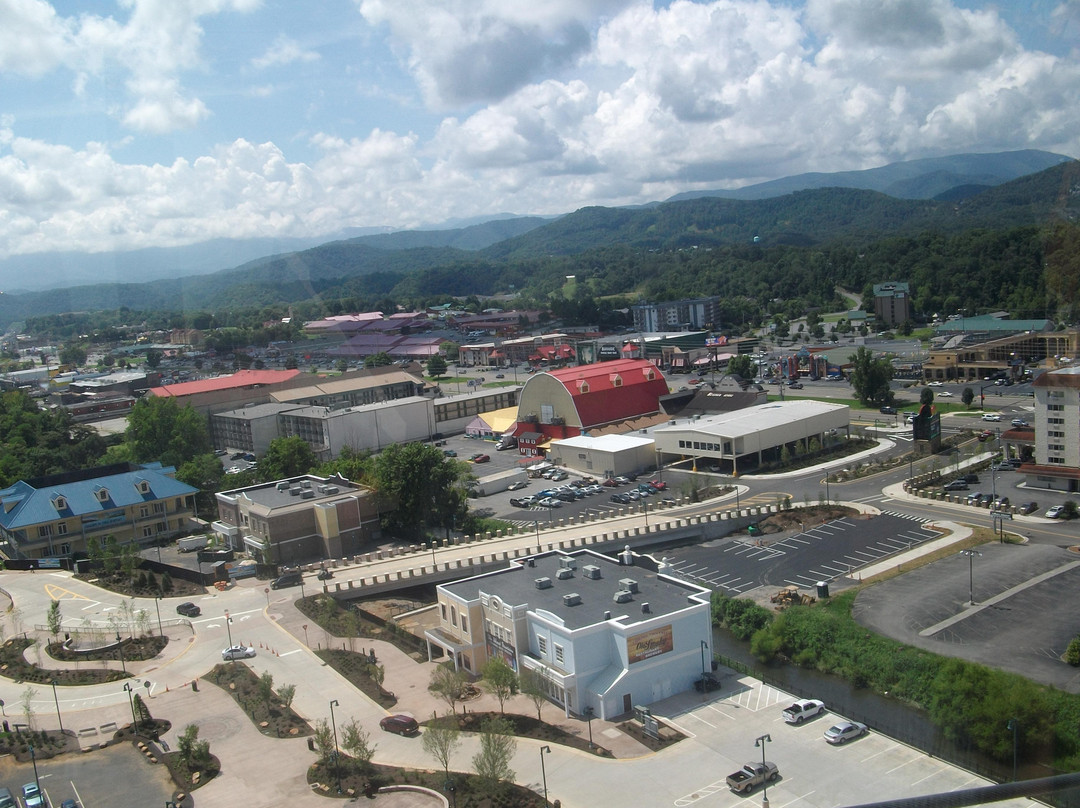The Great Smoky Mountain Wheel-皮金福奇必去景点