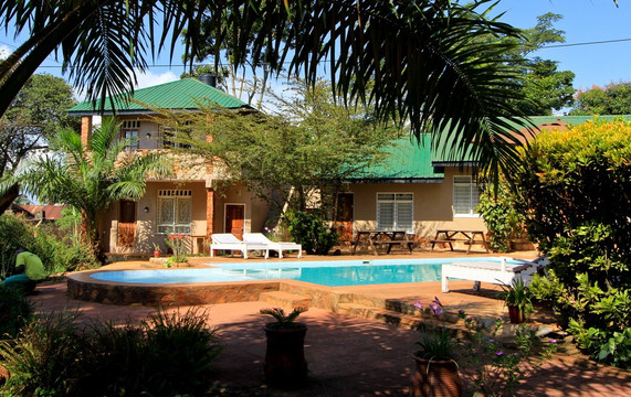 Surjio's Pizzeria & Guest House主图