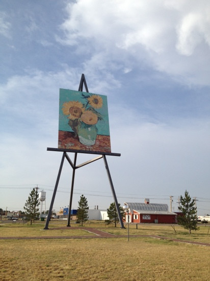 Giant Van Gogh Painting-Goodland必去景点