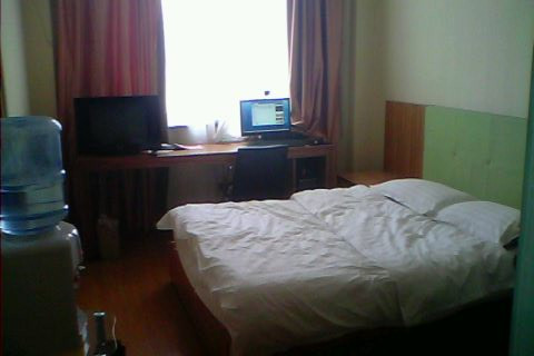 每一天精品酒店(聊城大学西校区南门店)主图