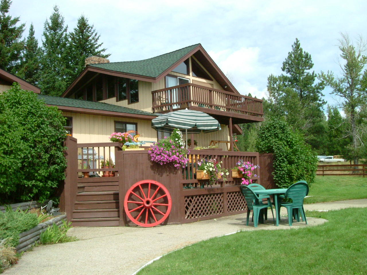 The Cabins at Deer Crossing-官方