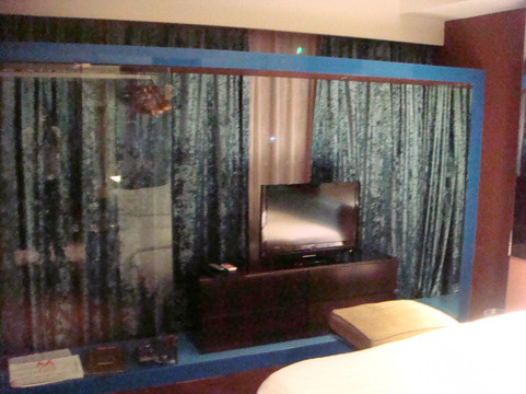 雅斯特酒店（南宁朝阳广场新民地铁站店）主图