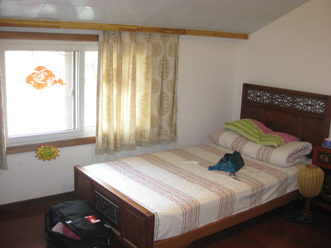 杭州途安客栈主图