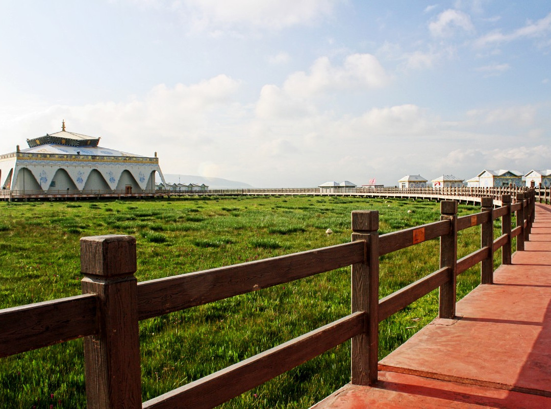 金银滩藏家风情苑主图