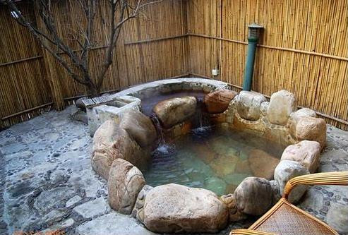 益泉休闲会所主图