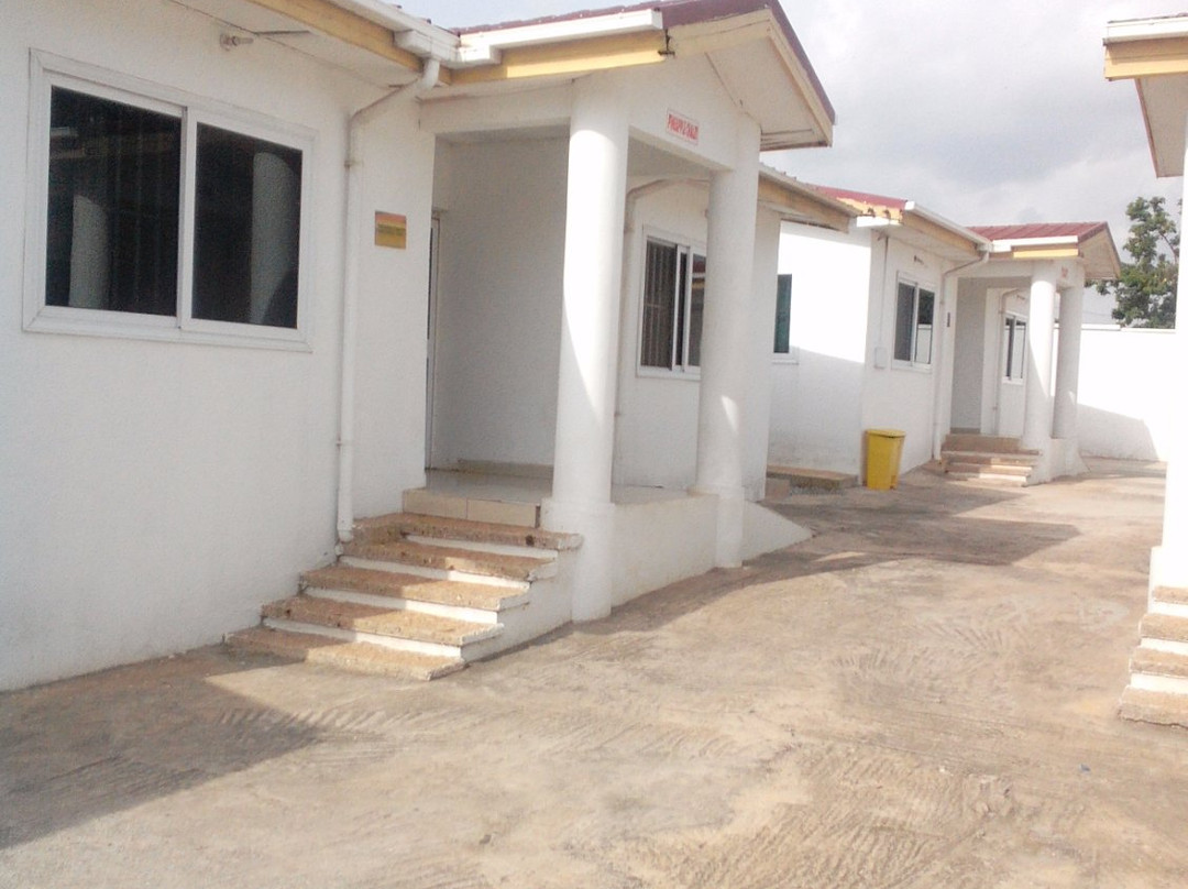 Adom Upscale Hotel