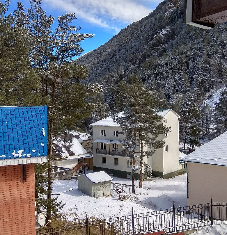 Shaman Chalet near Elbrus主图