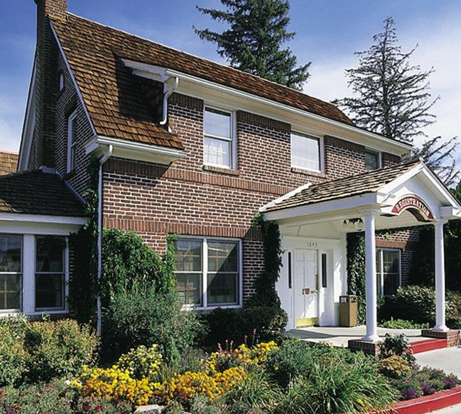 Genoa酒店住宿-卡森谷旅馆