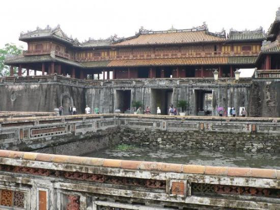 The Noon Gate (Cua Ngo Mon)-顺化必去景点