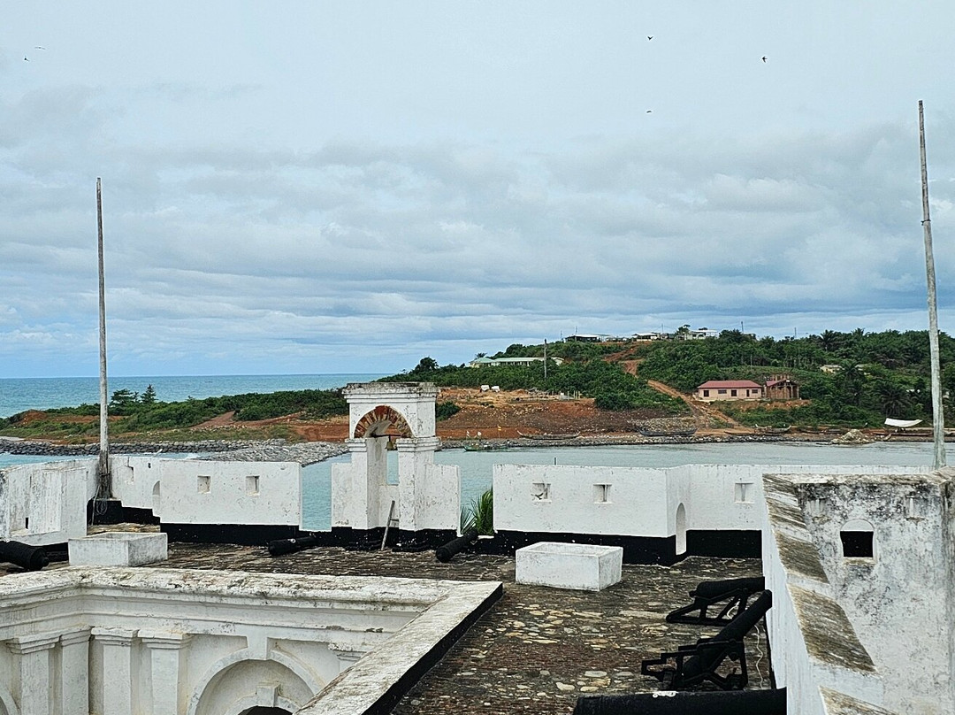 Fort Metal Cross-Dixcove必去景点