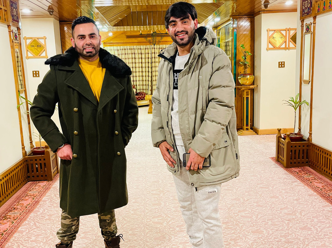 Hikal Guest House & Restaurant主图