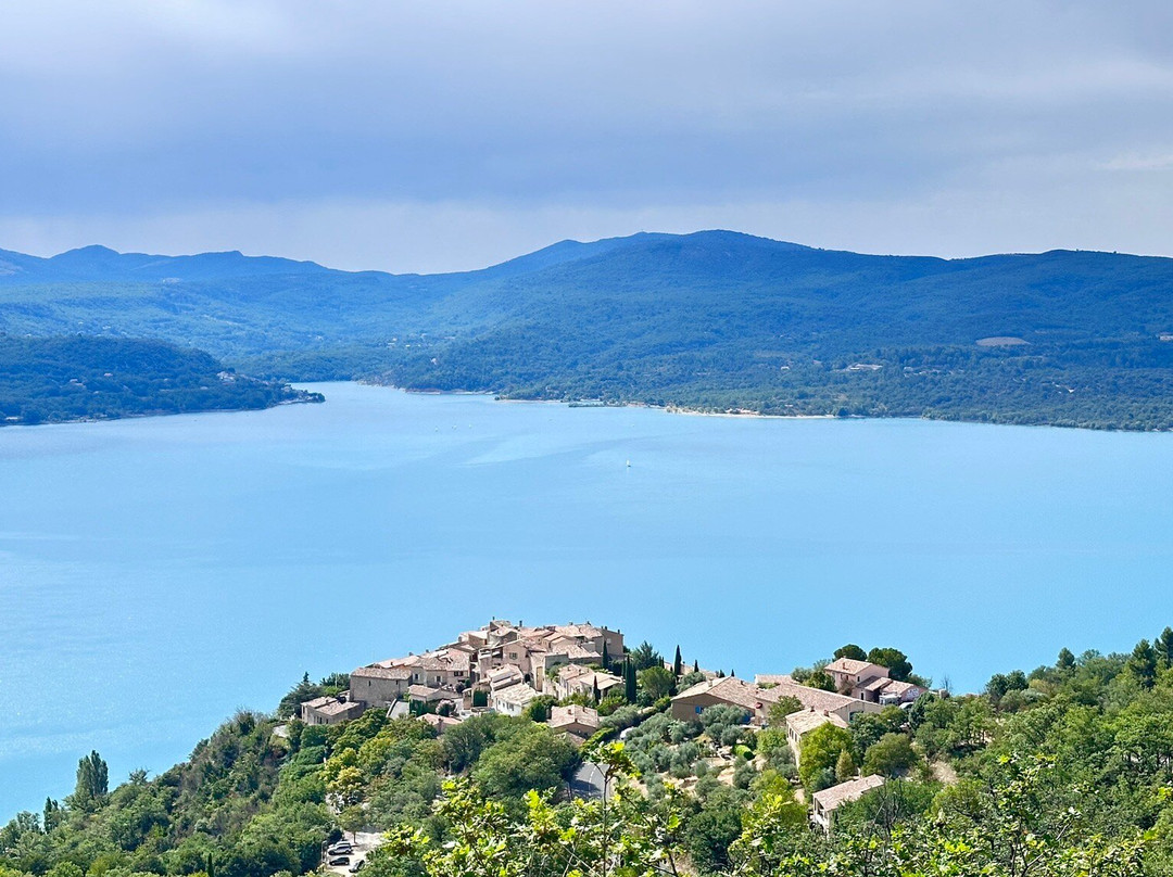 大花园城堡酒店主图