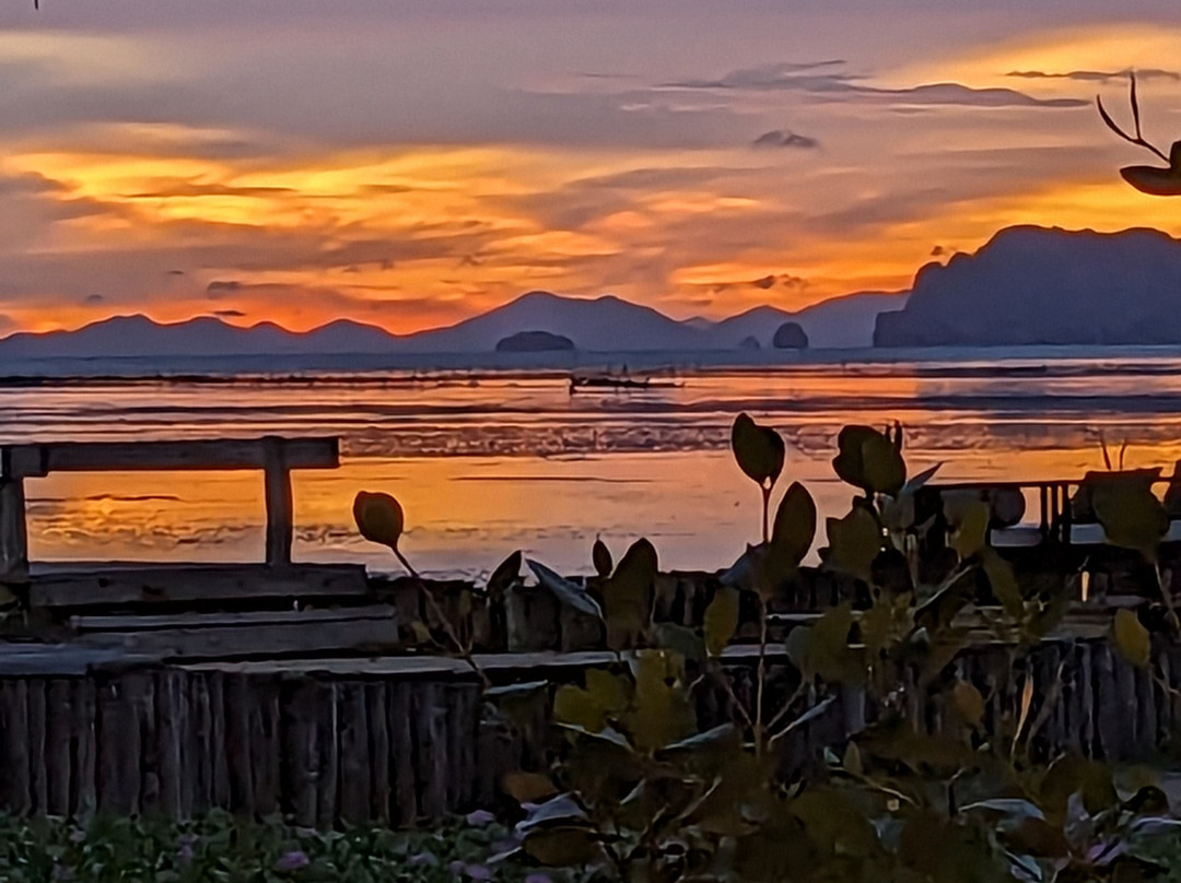 海岛别墅度假村主图