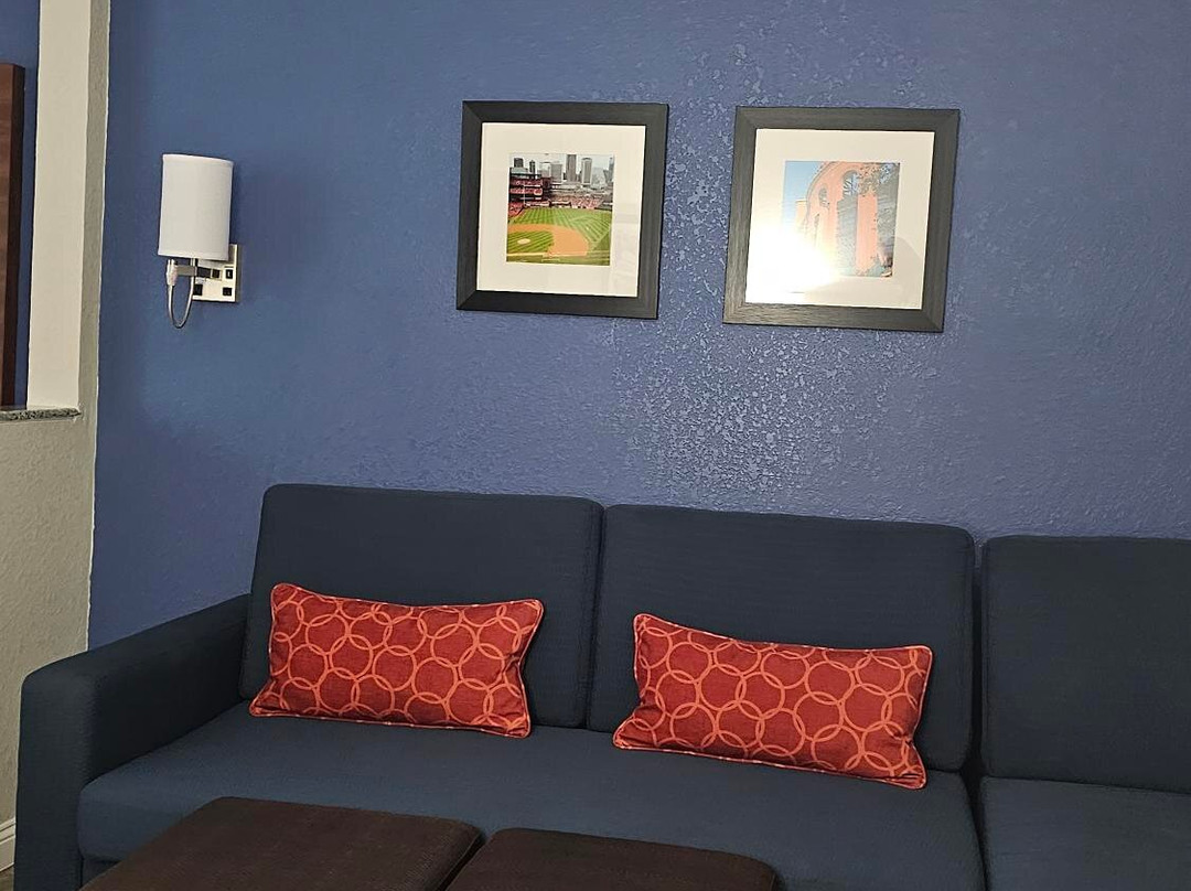 Comfort Suites, St.Louis - Sunset Hills主图
