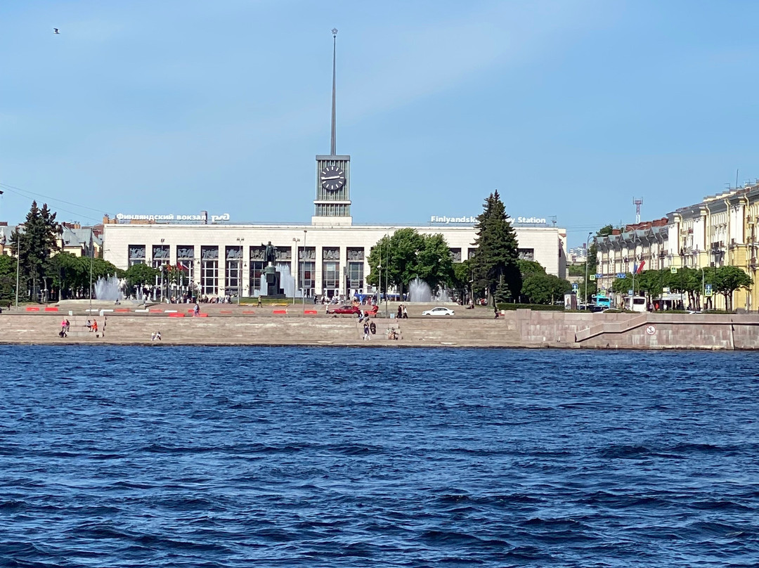 Finlyandskiy Railway Station-圣彼得堡必去景点