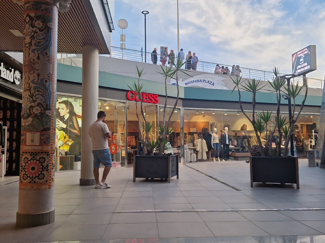 Biosfera Plaza Shopping and Leisure Centre景点图片