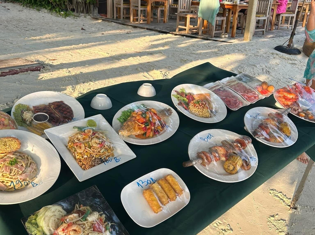 沙美岛小屋度假村主图