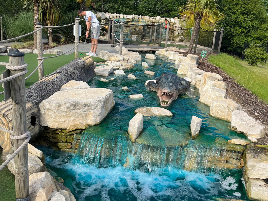 Congo Falls Adventure Golf景点图片