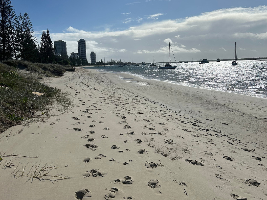 帆板度假村主图