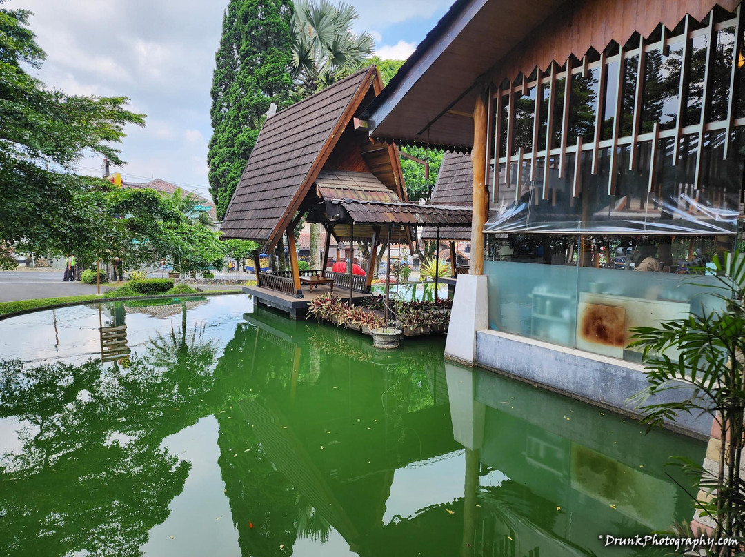 Sindang Reret Hotel And Restaurant主图